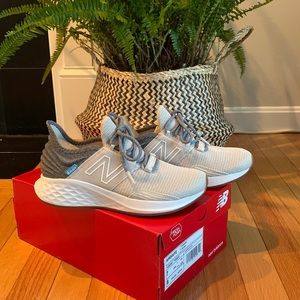 Womens Sz 7 New Balance Fresh Foam BNIB